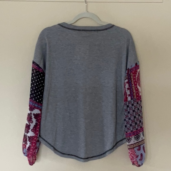 NWT- Baea Boho Mixed Long Sleeve Boho Top - Picture 5 of 6